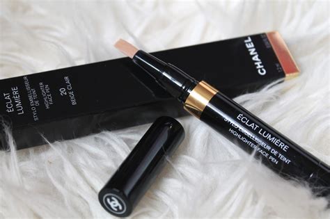 chanel eclat lumiere funziona|Chanel cheek and face highlighter.